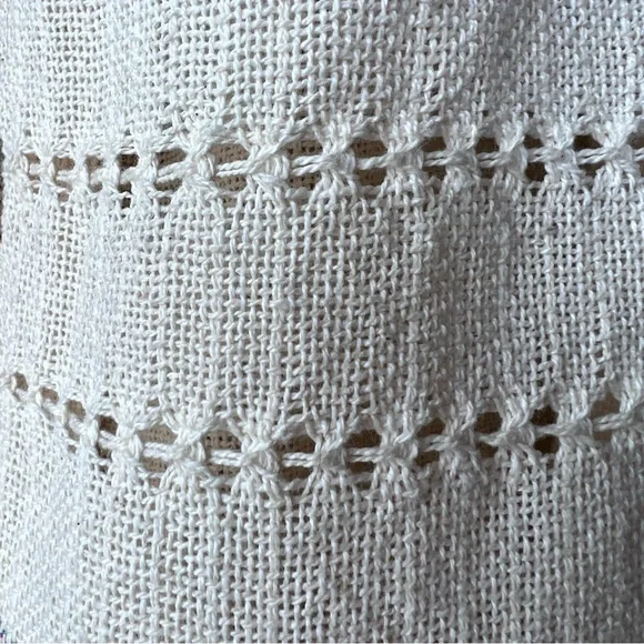 SUMMER TOP | Tan handmade embroidered crocheted shoe sleeve cottage core shirt - Picture 13 of 16